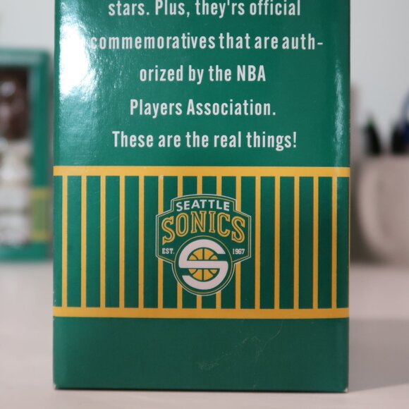 RARE Vintage Rashard Lewis Seattle Supersonics Sonics NBA Away Bobblehead in Box - Picture 9 of 11